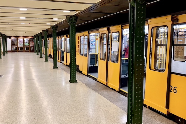 h2-budapest-subway