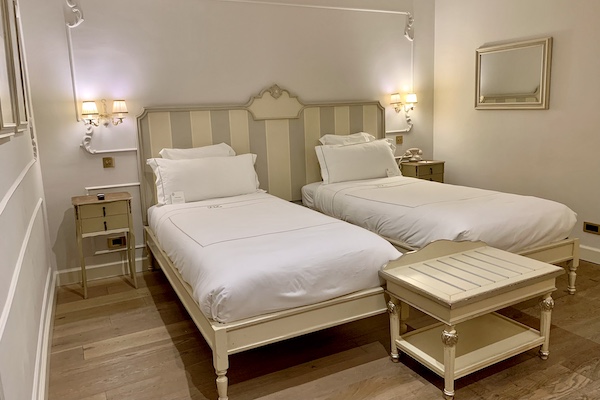 h2-malta-hotel-bed